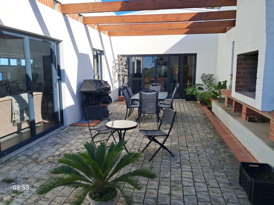 3 Bedroom Property for Sale in Blue Horizon Bay Eastern Cape
